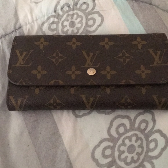 Wallet - Picture 1 of 1
